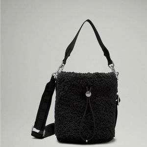Lululemon Crossbody Fleece Bucket Bag